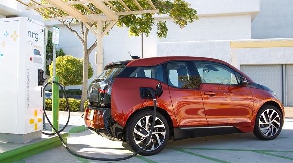 bmw-i3-dc-fast-charger